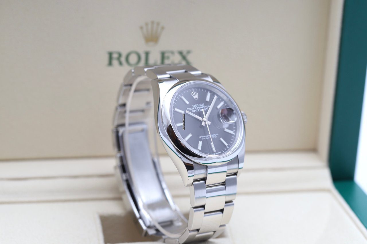 23971419-ybgaedvvhv221oiivfgotwdy-ExtraLarge Rolex Datejust 36 Black Steel Oyster Bracelet Automatic Watch 126200
