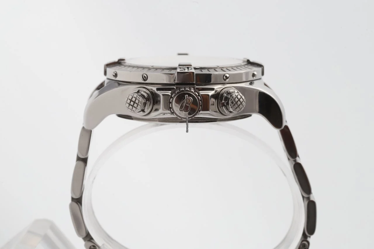 Breitling Super Avenger 2 A1337011 48mm Mint Condition Box/Papers Breitling Super Avenger 2 A1337011 48mm Mint Condition Box/Papers