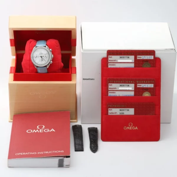 Omega Speedmaster Automatic MOP & Diamonds Ladies