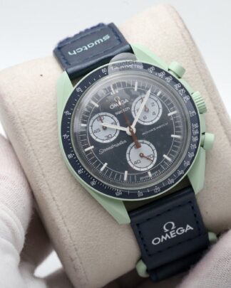 Swatch Moonswatch Mission On Earth Swatch & Omega Men's Watch