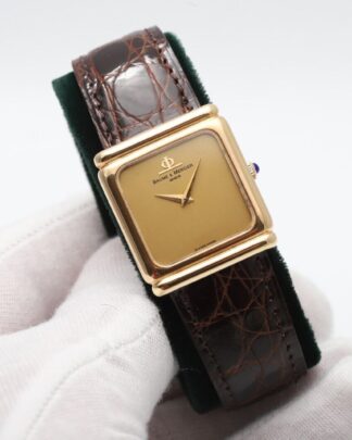 Baume & Mercier  Classic 18k Solid Yellow Gold 30mm Women' s Watch