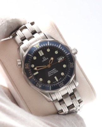 Omega Seamaster Diver 300m 25618000 36mm Quartz 2002 Men's Watch