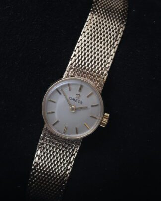 Omega Ladies 9ct Yellow Gold Manual Wind 1963 Silver Dial 17mm Women's Watch