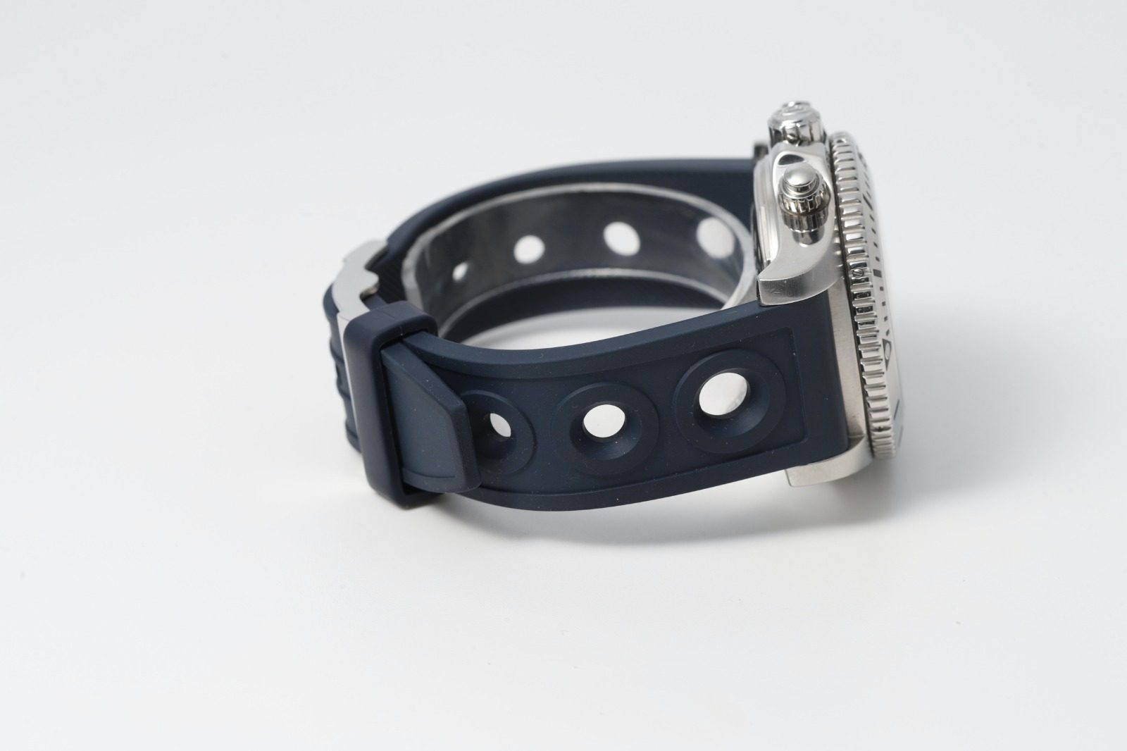 ac96f73e-83ad-4927-9b7b-8e242182bb54