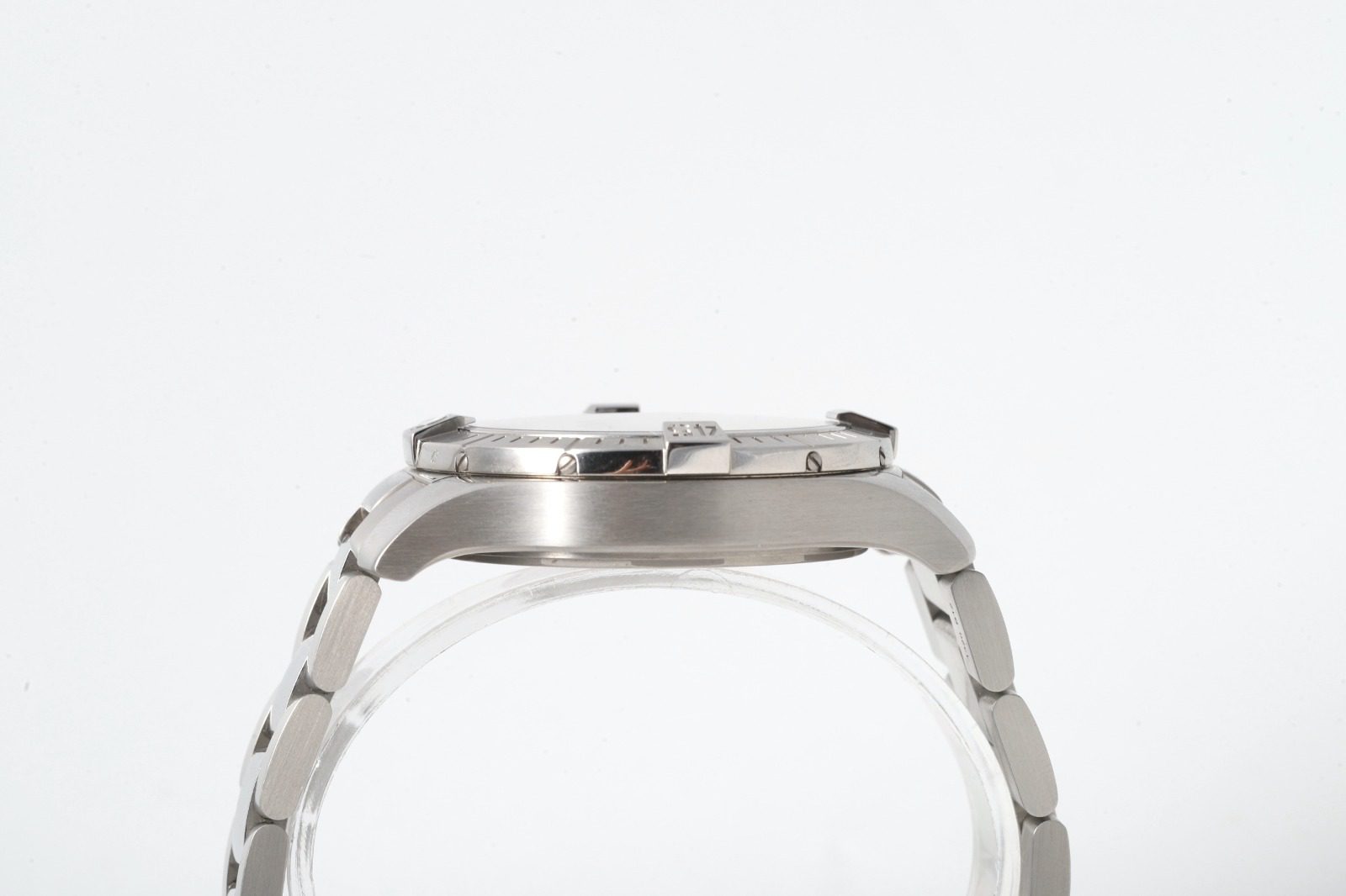 f6b342e1-cb13-4099-b6c6-5f3b64874553