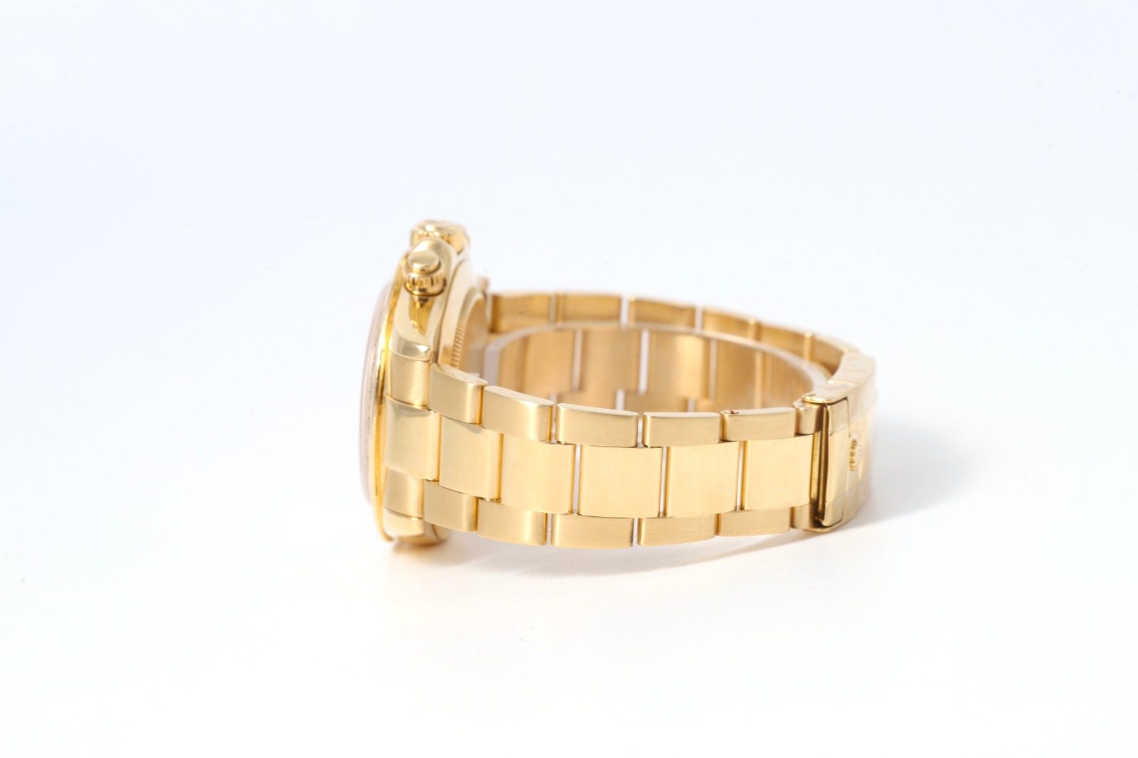 4b0aaebf-d5ce-4196-9860-3930f0e7615f