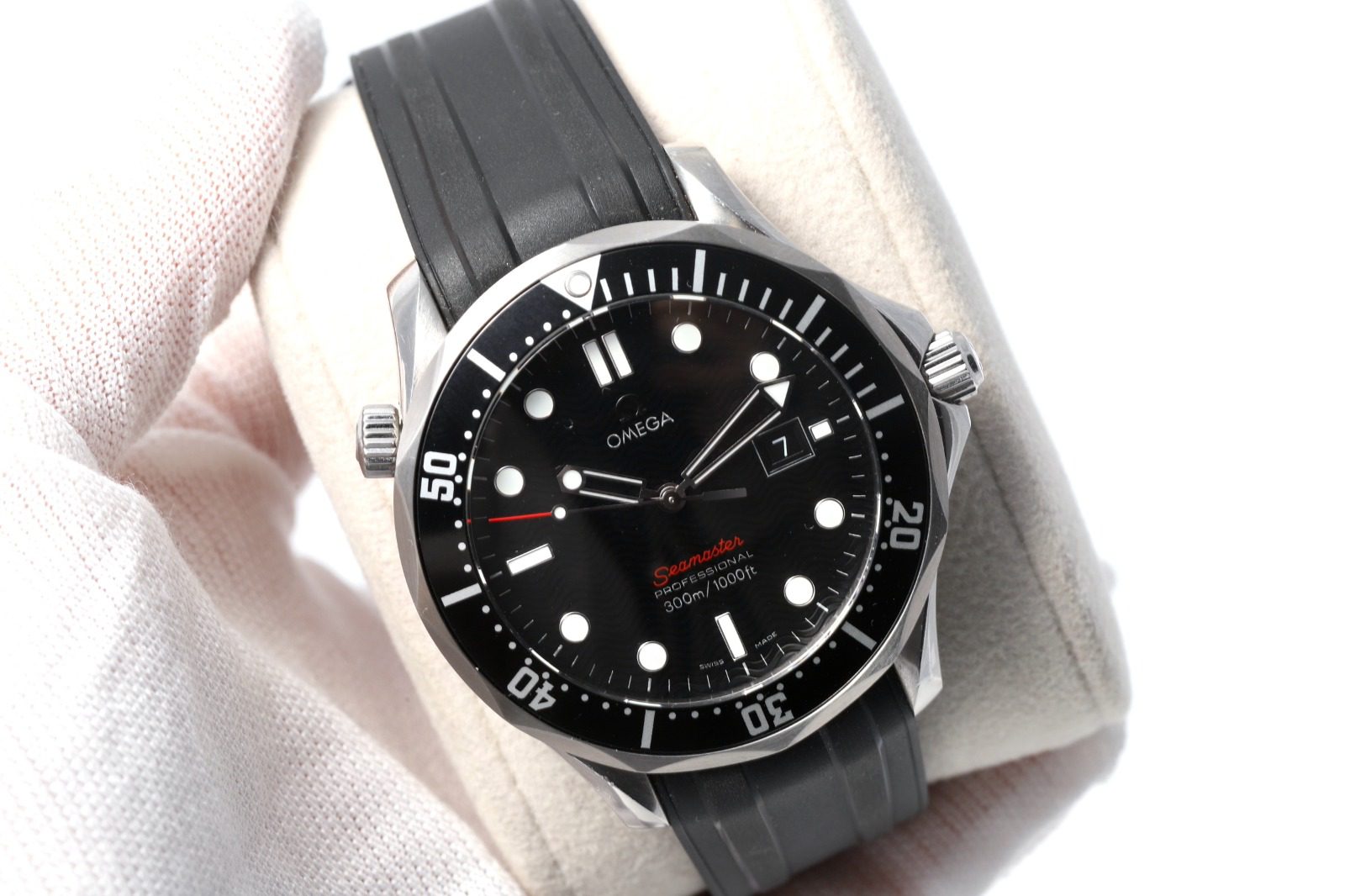 bc93193c-0c06-4074-a001-1e495d8efa82