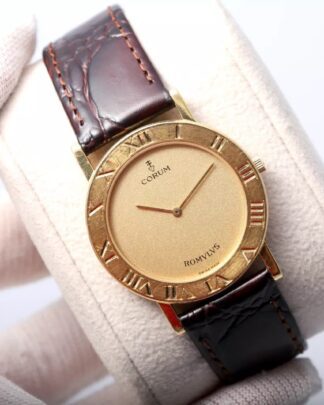 Corum Romvlvs/ Romulus  50.501.56 Quartz 18ct Gold 33 mm Men's Watch