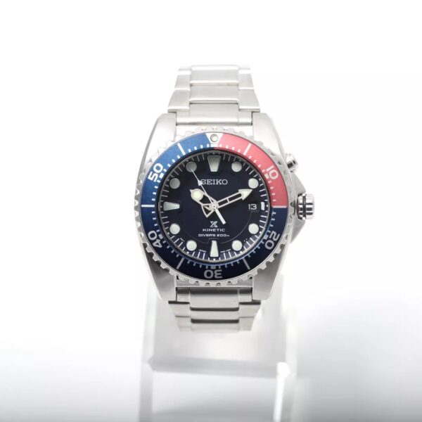 Seiko Kinetic Diver 5M82-0AF0 Stainless Steel Red & Blue Bezel