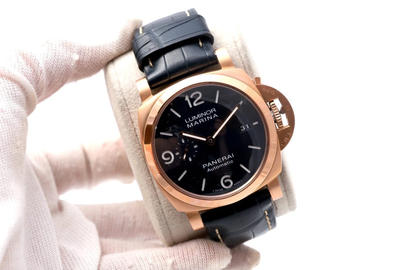 Panerai Luminor Marina PAM01112 44mm Blue Dial 18ct Rose Gold Men’s Watch