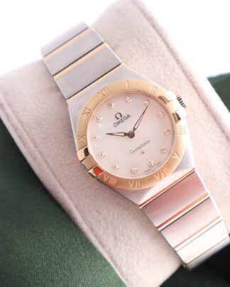 Omega Constellation Manhattan MOP Dial Quartz 28 mm Steel Women's Watch